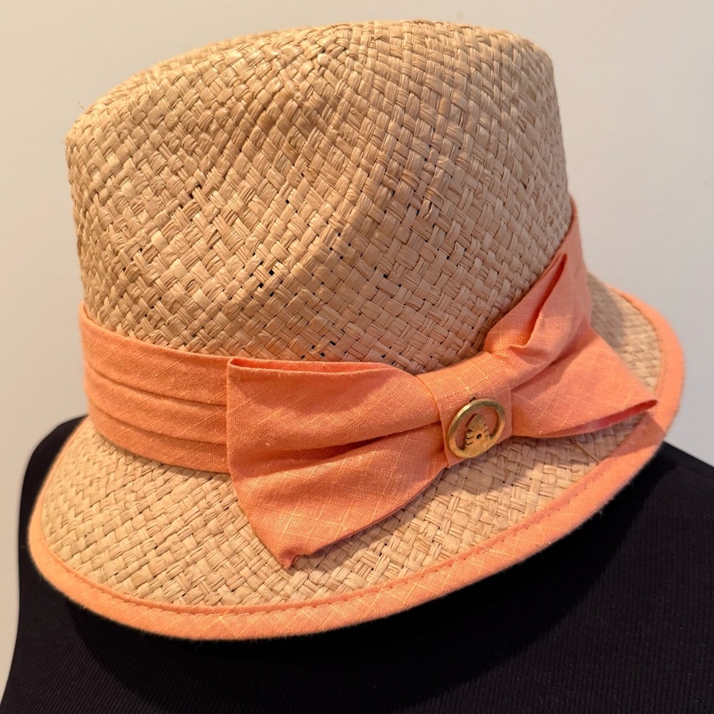 Livity Women's Raffia Fedora with Peach Colored Band Size Small